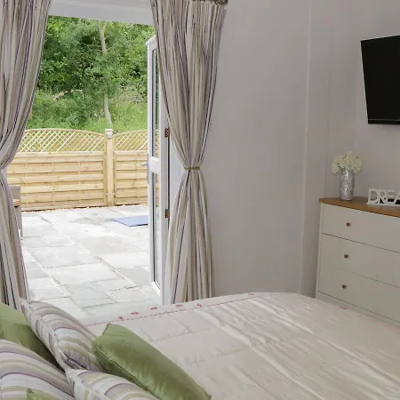 Fern Lodge, Allithwaite * Holker