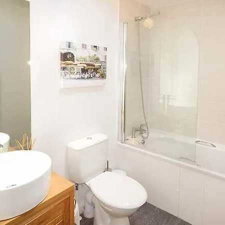 Fern Lodge, Allithwaite * Holker